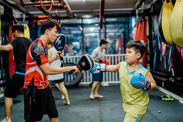 Boxing giúp chúng ta tự vệ, chống lại những pha tấn công bất ngờ