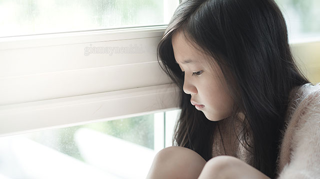 Có rất nhiều nguyên nhân khiến trẻ em bị trầm cảm